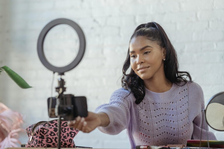 5 Types of Influencers and Their Role in the Marketing Funnel